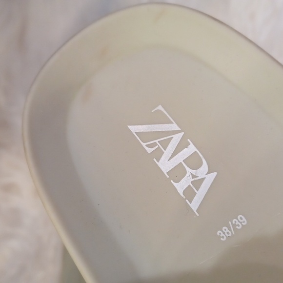 ZARA sandals - Picture 3 of 10